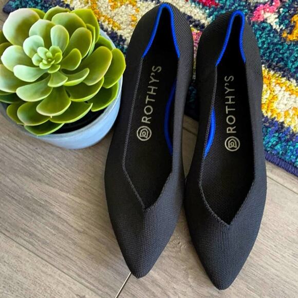 Rothy’s  the point size 6.5 woman’s black flat  shoes - Picture 1 of 12
